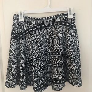 Aeropostale Black and White Brand New Skater Skirt